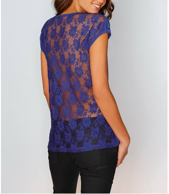 сексапилна фланелка в наситено синьо с гол гръб сексапилна фланелка в наситено синьо с гол гръб