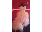 ВИП бална сватбена рокля богато орнаментирана УЛТРА обемна в пепел от рози