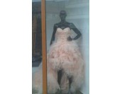 ВИП бална сватбена рокля богато орнаментирана УЛТРА обемна в пепел от рози